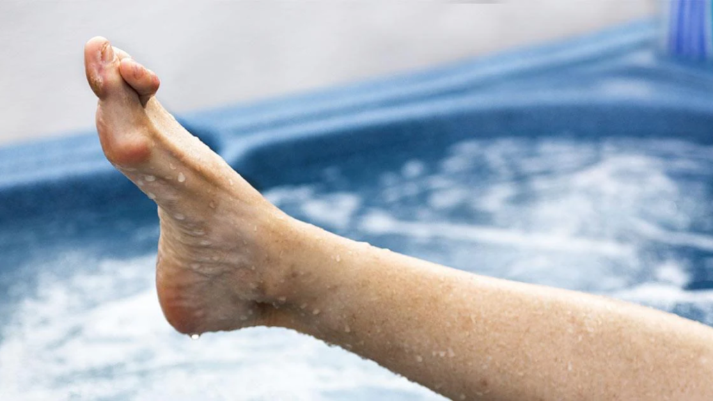 a wet foot on a pool